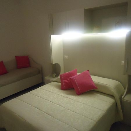 Hotel Mont Blanc Bellaria-Igea Marina Exterior foto