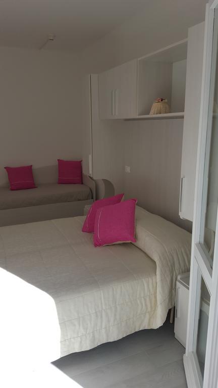 Hotel Mont Blanc Bellaria-Igea Marina Exterior foto